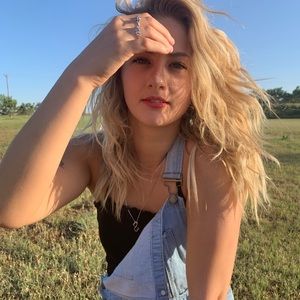 Meet your Posher, Makayla